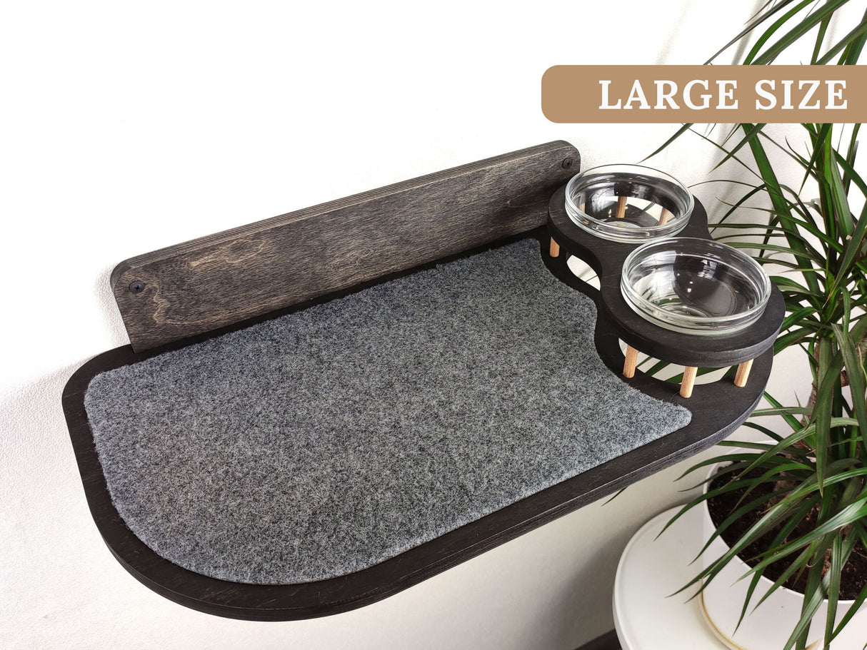 Cat feeding shelf on the wall