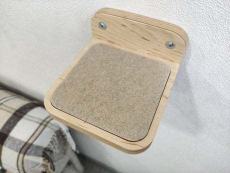 Minimalist mini cat step made of pine wood with eco-friendly oil, perfect for cat walls and compact spaces.