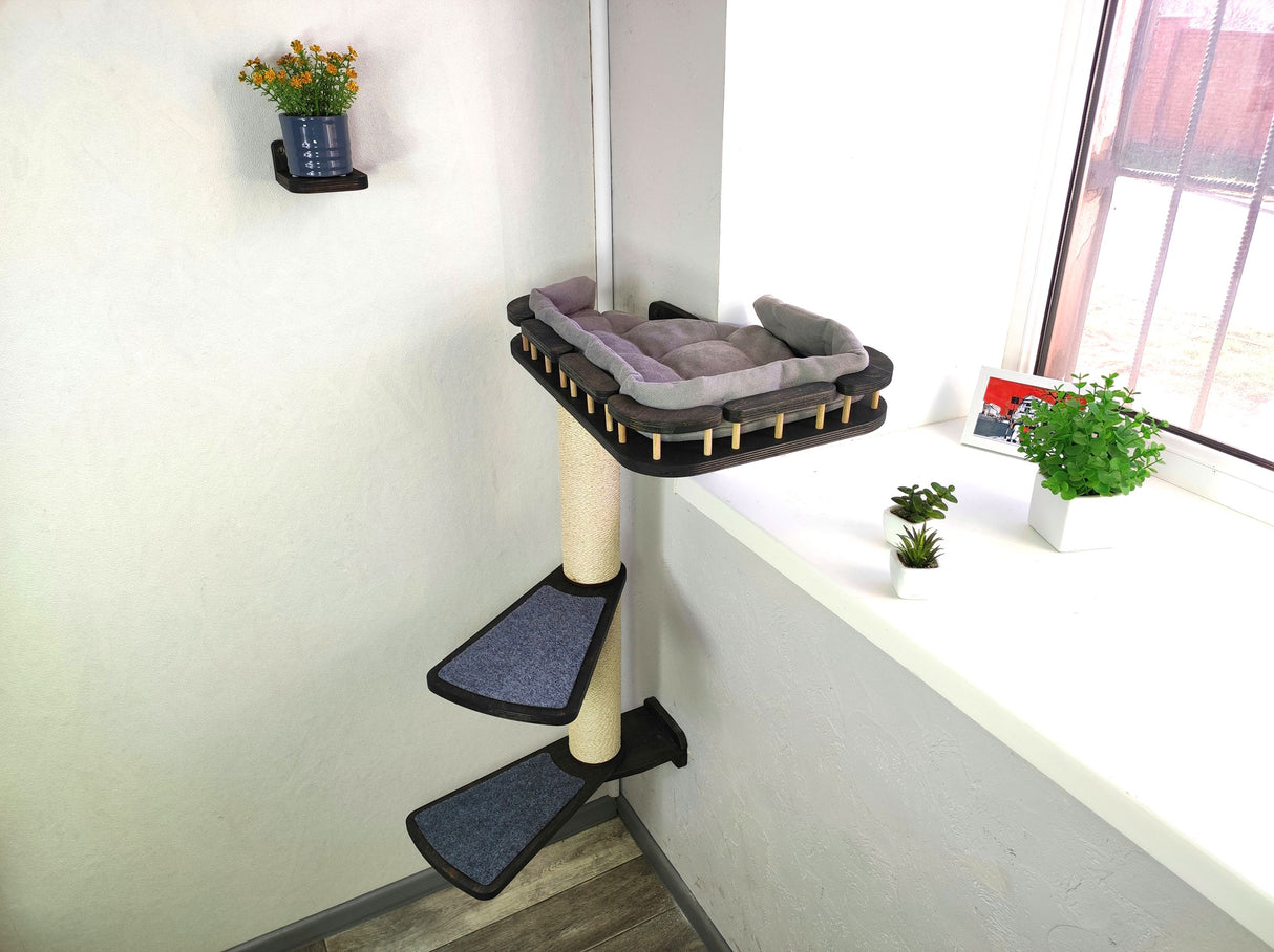 wall mounted scratching post