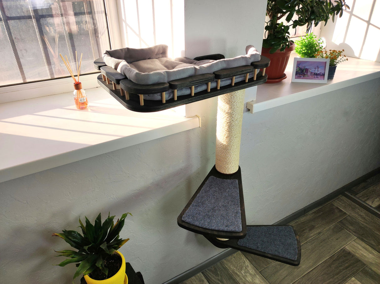 cat scratching post for wall