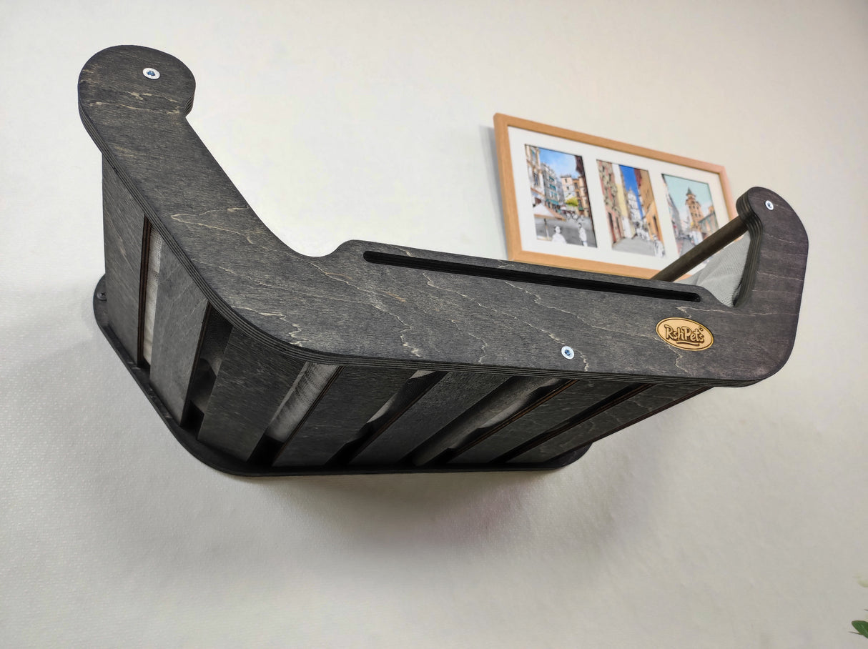 dark Wall-Mounted Cat Bed "Lux"