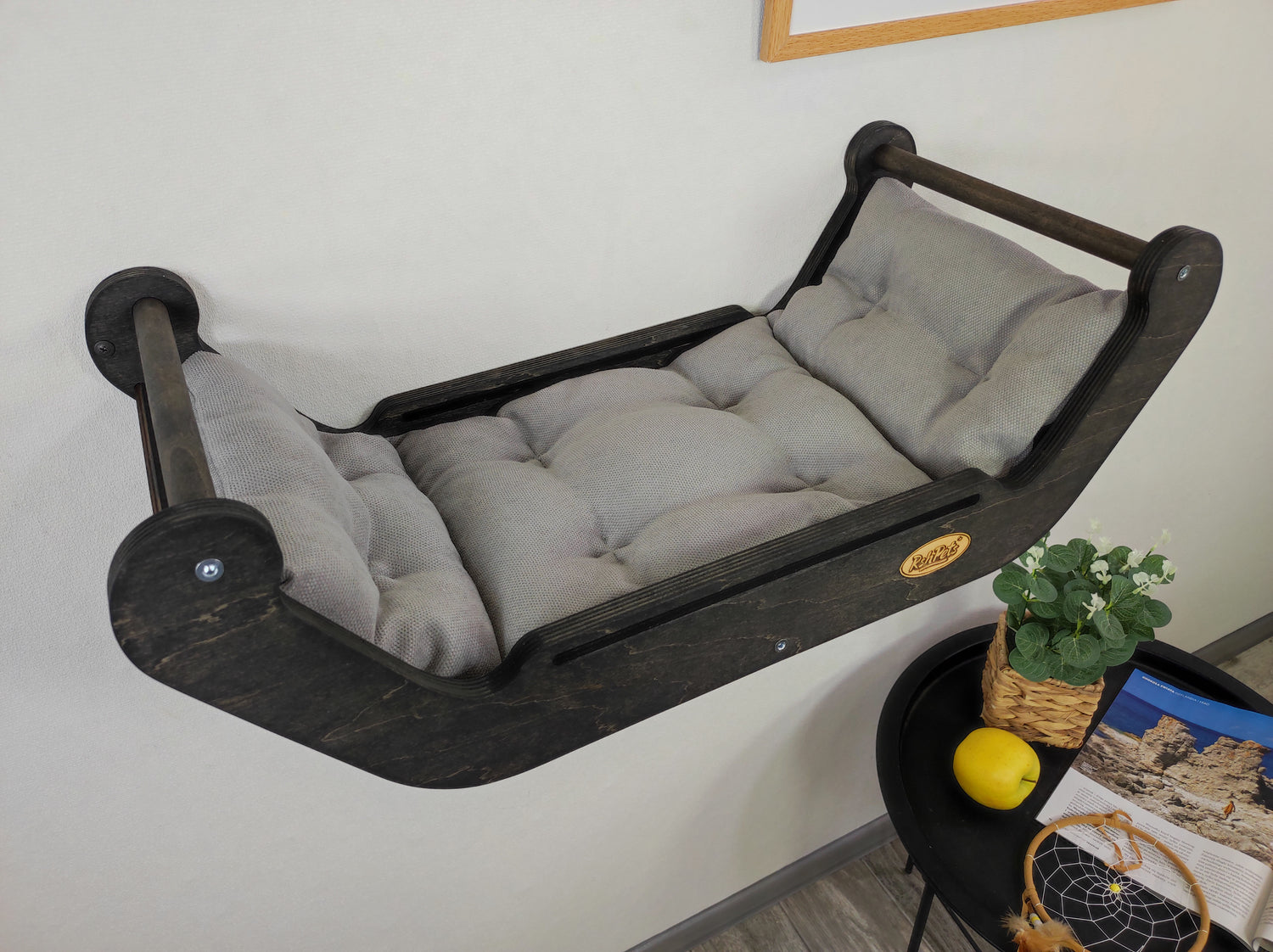 Wall Mounted Cat Bed with soft cushion For big Cats