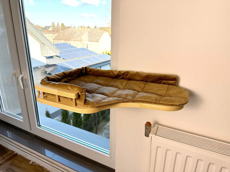 Window Cat Bed with Soft Cushion (Wall-Mounted)