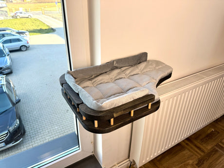 Window Cat Bed with Soft Cushion (Wall-Mounted)