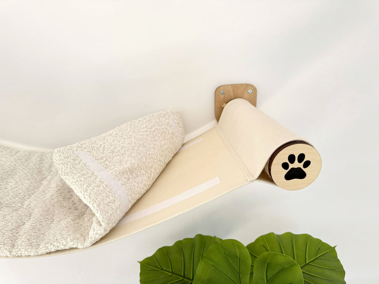 Cat wall hammock