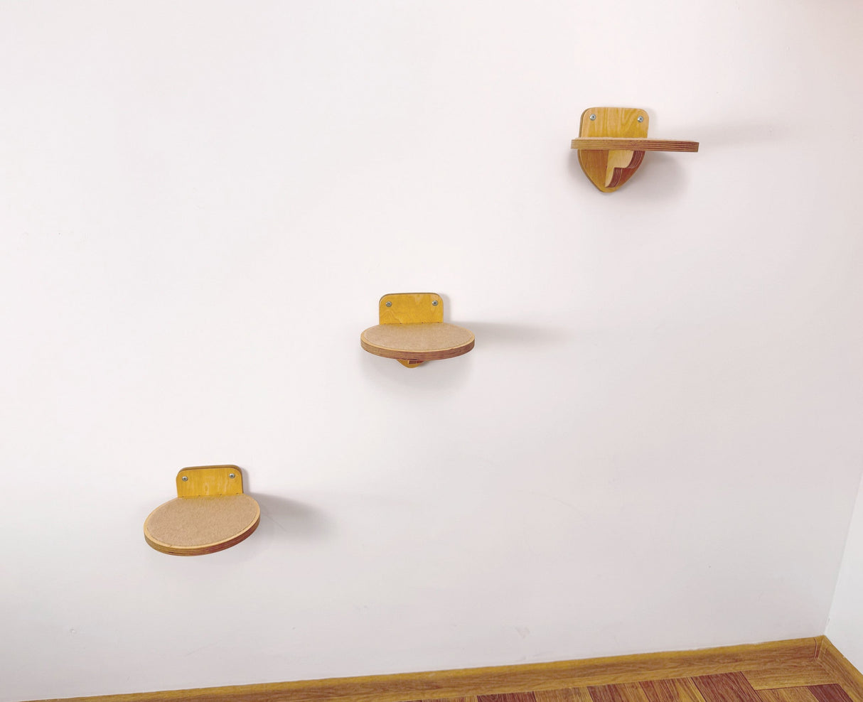 Set of 3 round cat steps for wall, 15mm plywood. Enhance your cat's playground with comfort and style