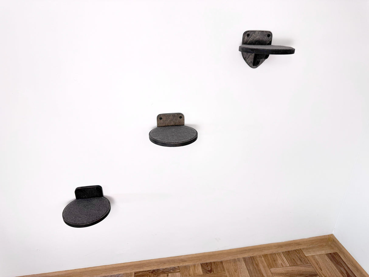 Cat climbing steps: set of 3 round, wall-mounted. Sturdy 15mm plywood for active felines