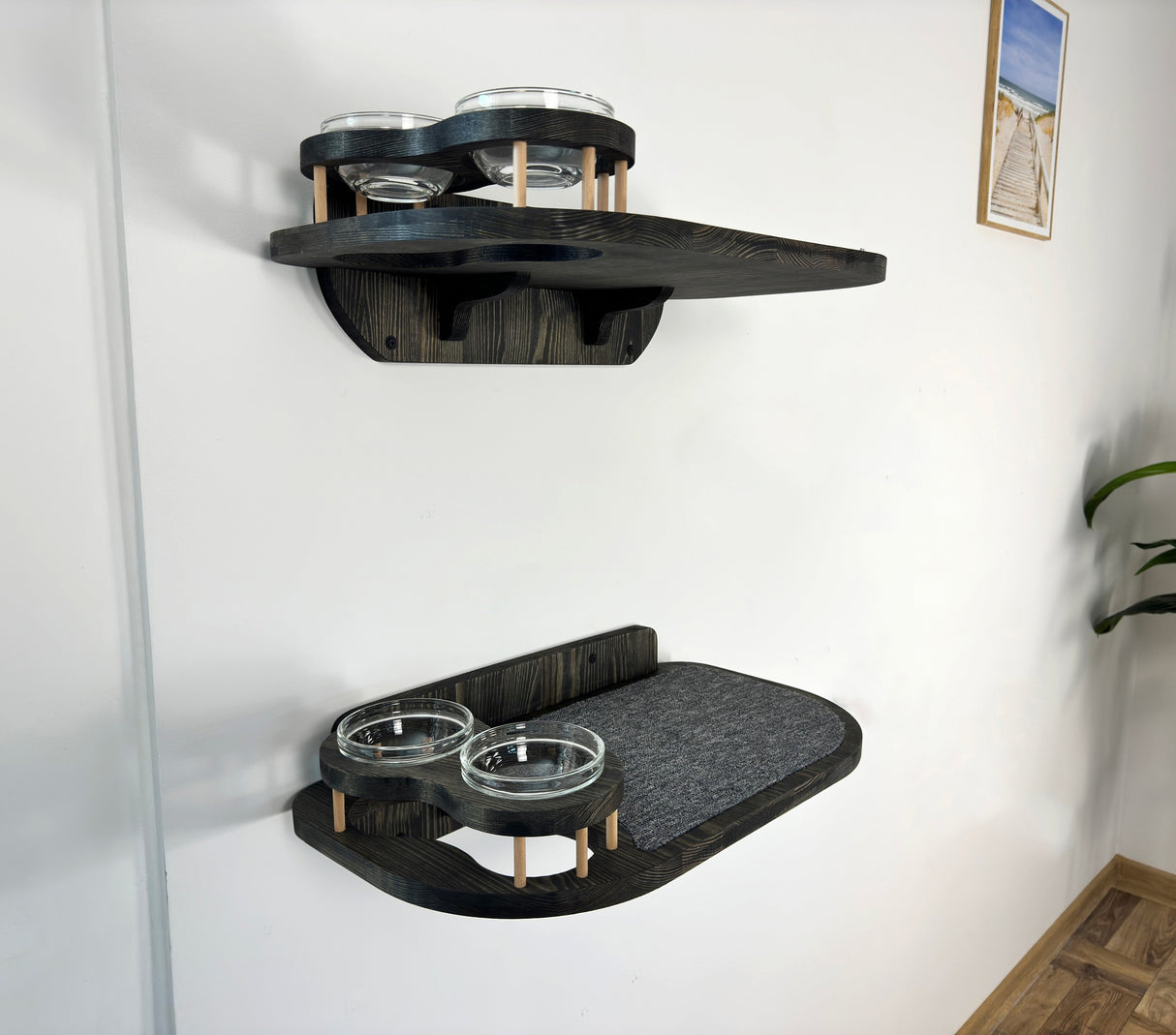 shelf with bowls for a cat made of natural wood