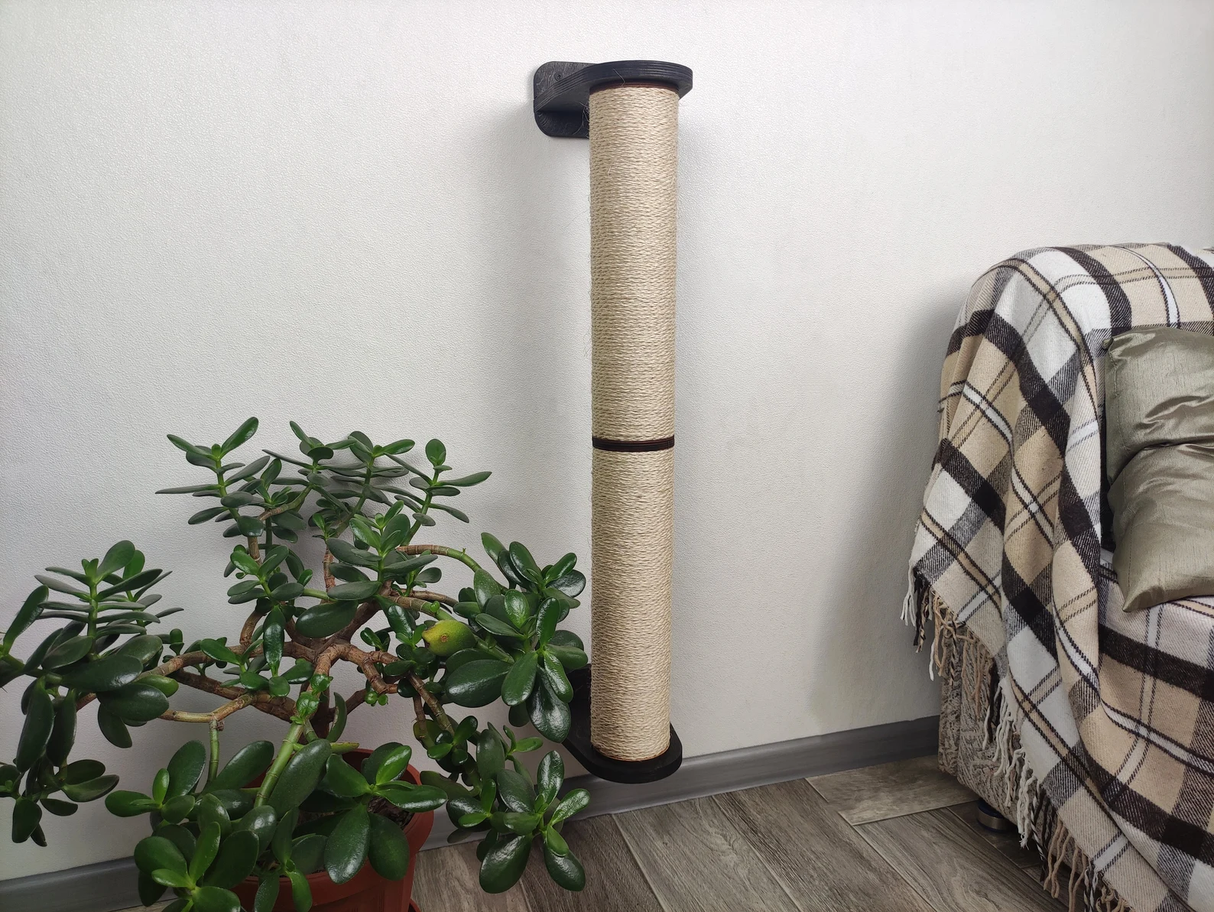 Double sisal scratching post