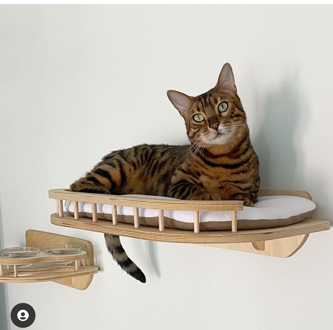 Large Wall Cat Bed With Soft Cushion