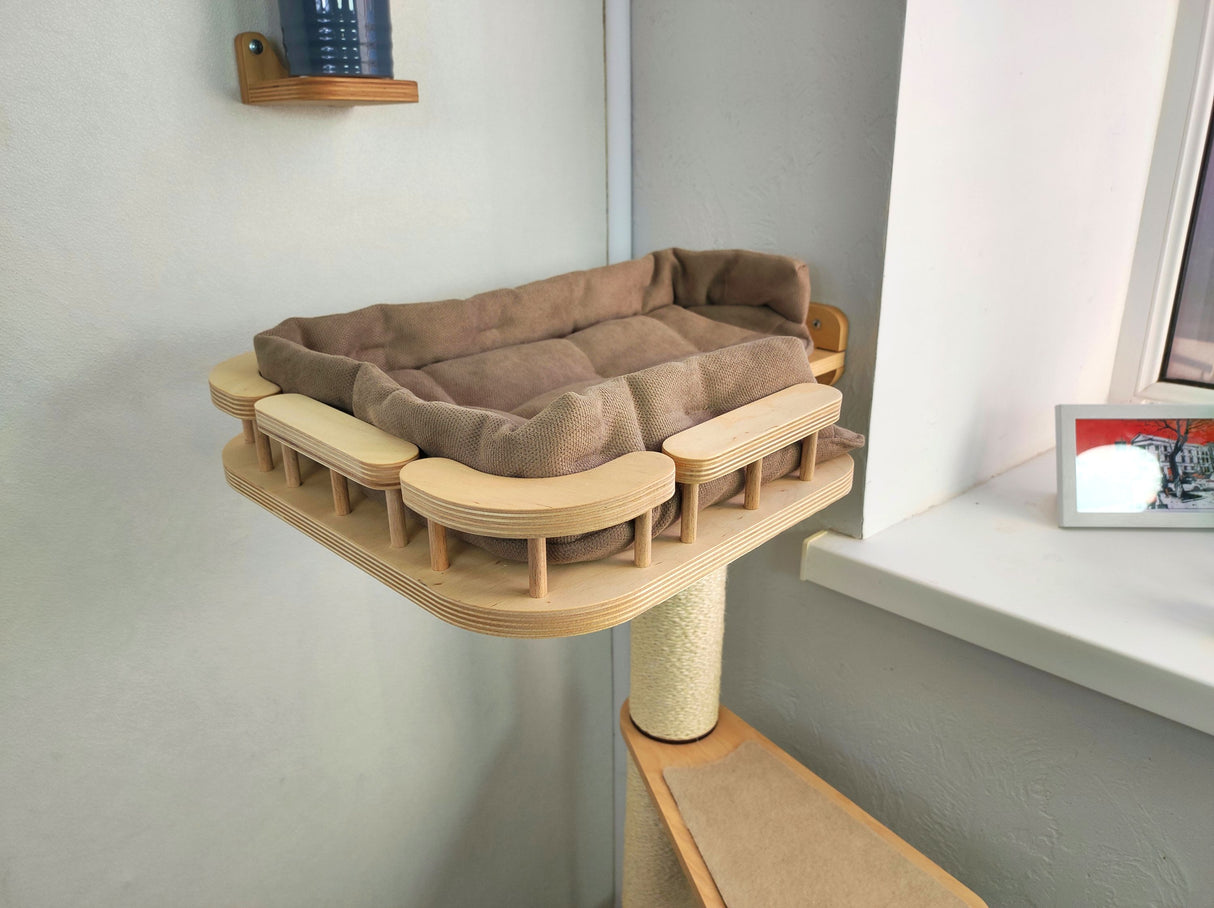 scratching poles for cats