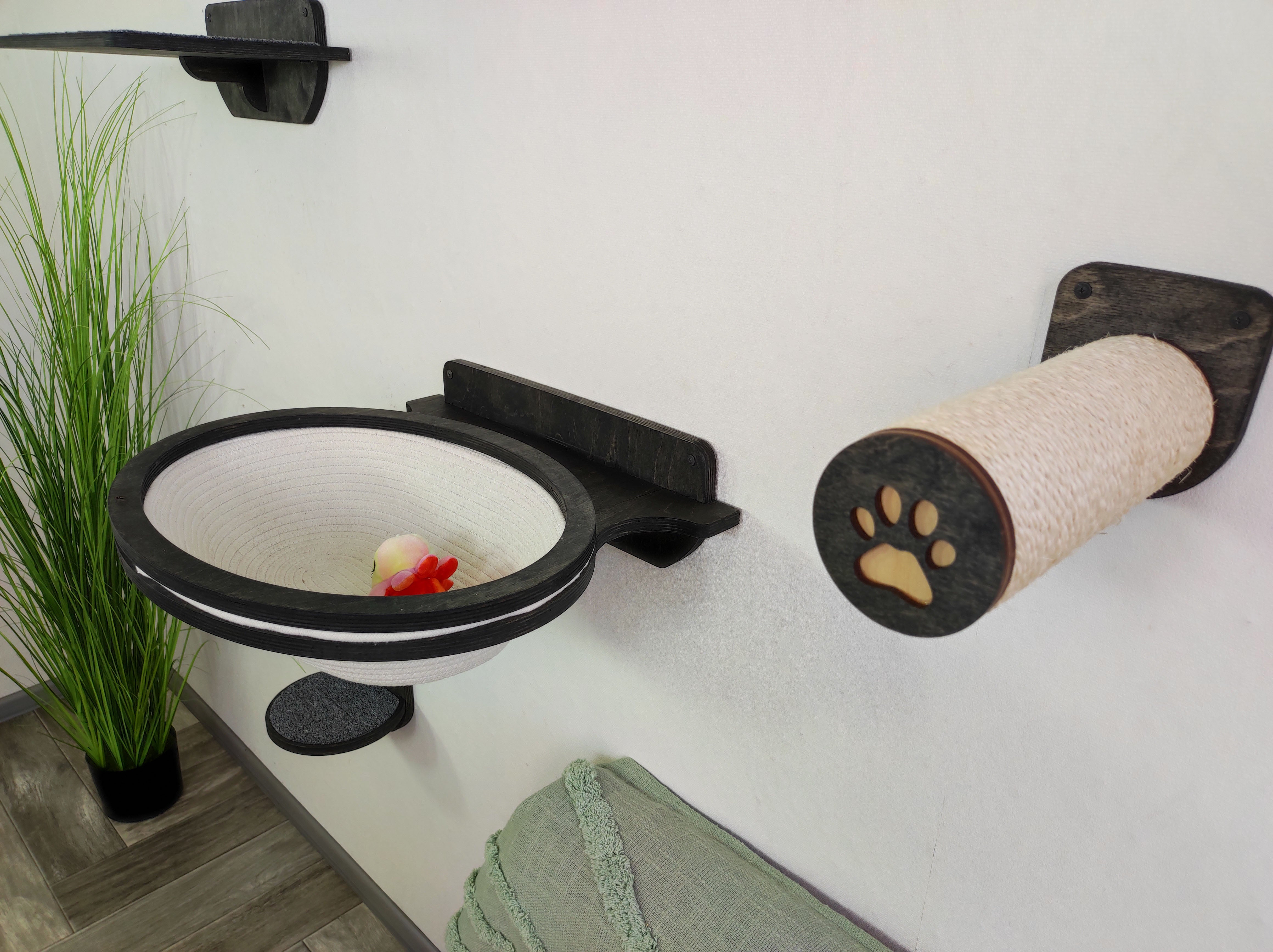 Wall mounted modern cat shelves
