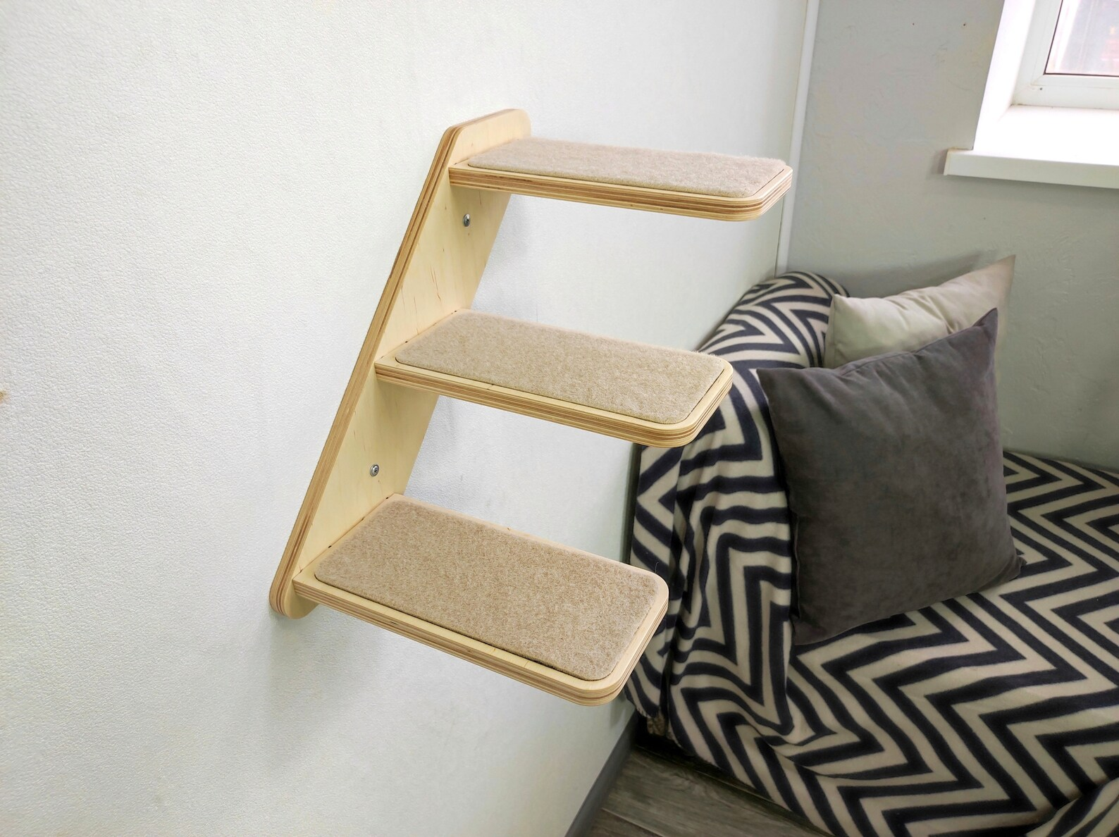 Cat wall steps